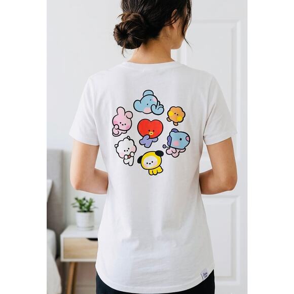 BT21 Tops - NWT❤️BT21 Line Friends Logo Graphic Tee szM